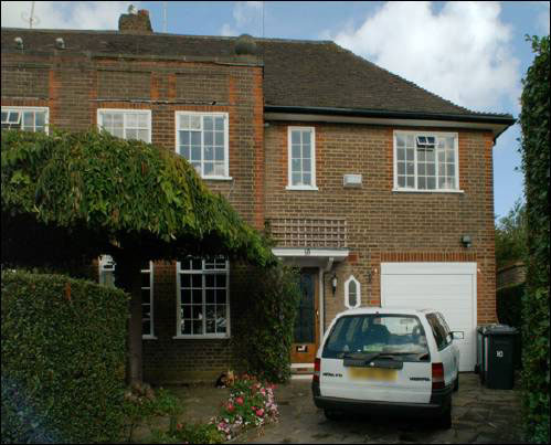 10 Totnes Walk